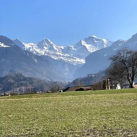 Moderno Con Balcone Vista Fiume E Monte Jungfrau * Unterseen
